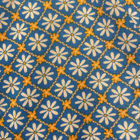 Summer Blouse - Picture 2 of 3